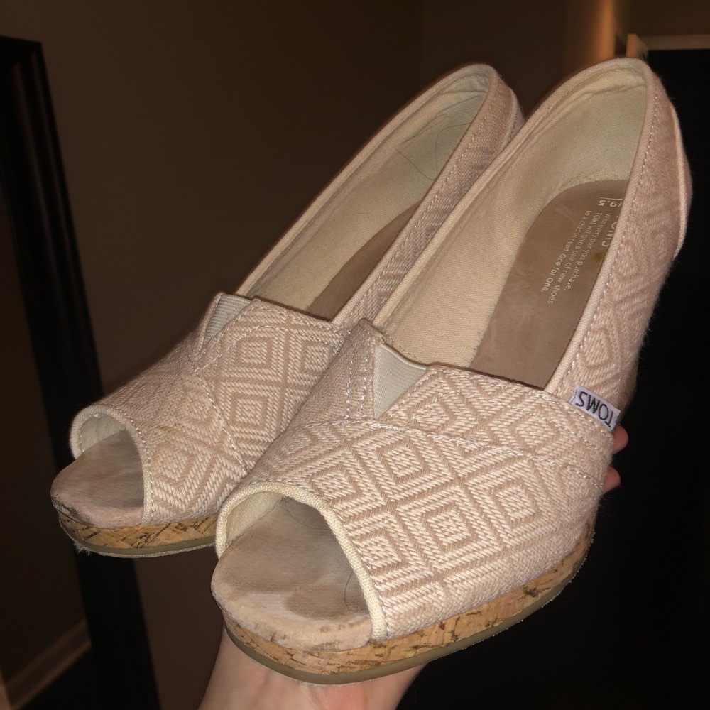 Toms wedges